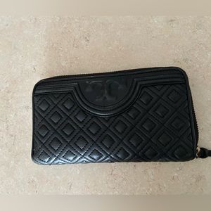 Tory Burch wallet